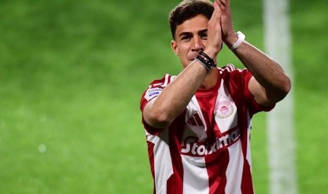 金年会体育-足球联赛与CBA篮球联赛异同点深度对比