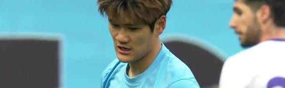 金年会体育-CBA降薪令为何没有影响到足球员：体育行业的差异